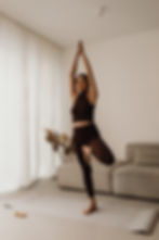 kaboompics_health-and-wellness-yoga-and-exercise-at-home-30961.jpg