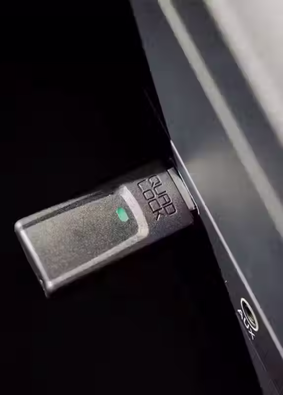 Adaptateur sans-fil CarPlay QUAD LOCK