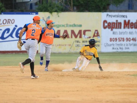 Los equipos del Béisbol de Verano por Dentro