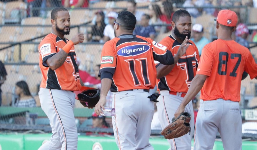 Toros del Este esta en primer lugar