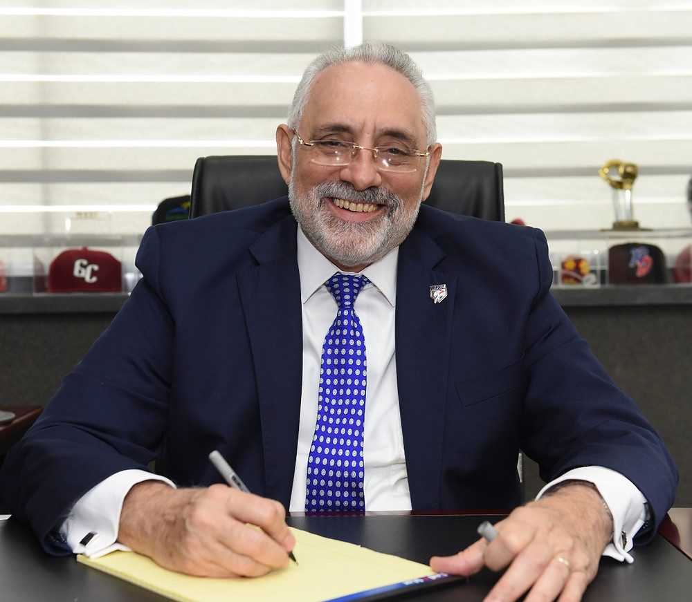 El presidente de la Liga de Béisbol Profesional de República Dominicana (Lidom), licenciado Vitelio Mejía Ortiz