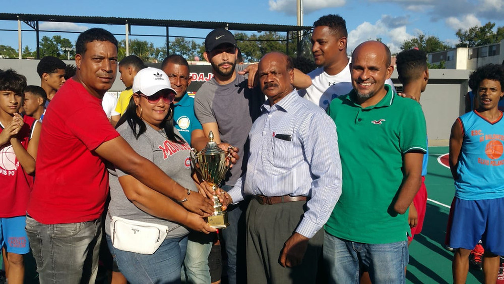 Las palabra centrales a cargo del Profesor Héctor De Padua director de deportes de la alcaldía