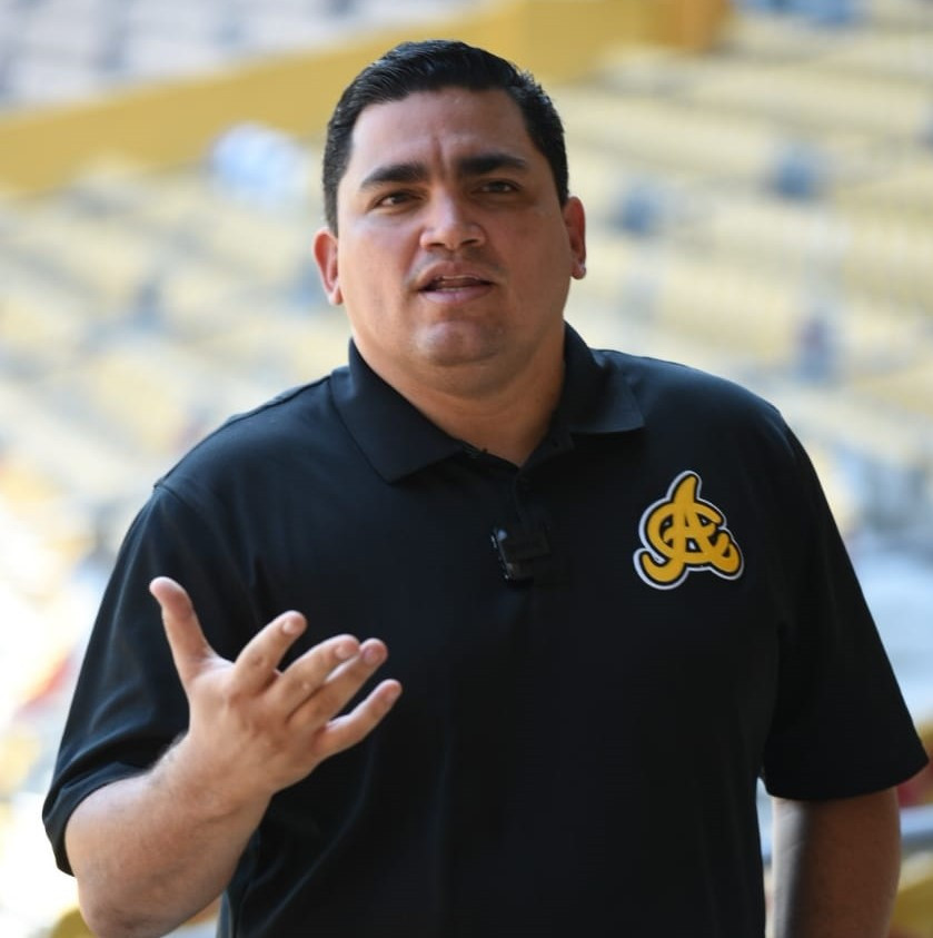 Ángel Ovalles, Gerente de Operaciones de Béisbol