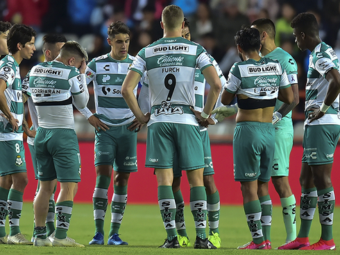 Ocho jugadores de Santos Laguna, contagiados de coronavirus; informó la Liga MX