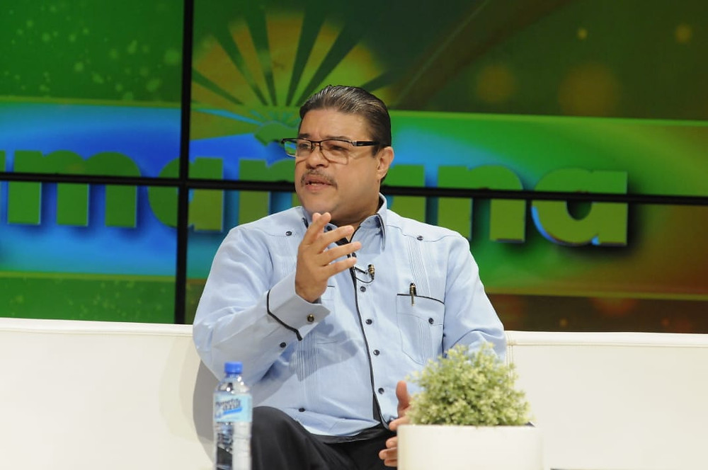 El ministro de Deportes, Francisco Camacho, participó este martes del programa televisivo “Esta Mañana”, que se transmite por el Canal 4.