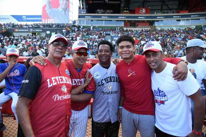 El Evento inició a la 1:30 PM con el Festival del Fanático
