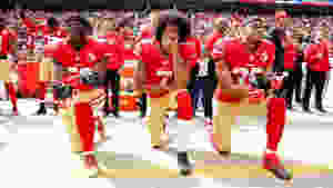 Colin Kaepernick, en el medio EFE