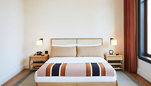 24trending-shophotels1-videoSixteenByNin