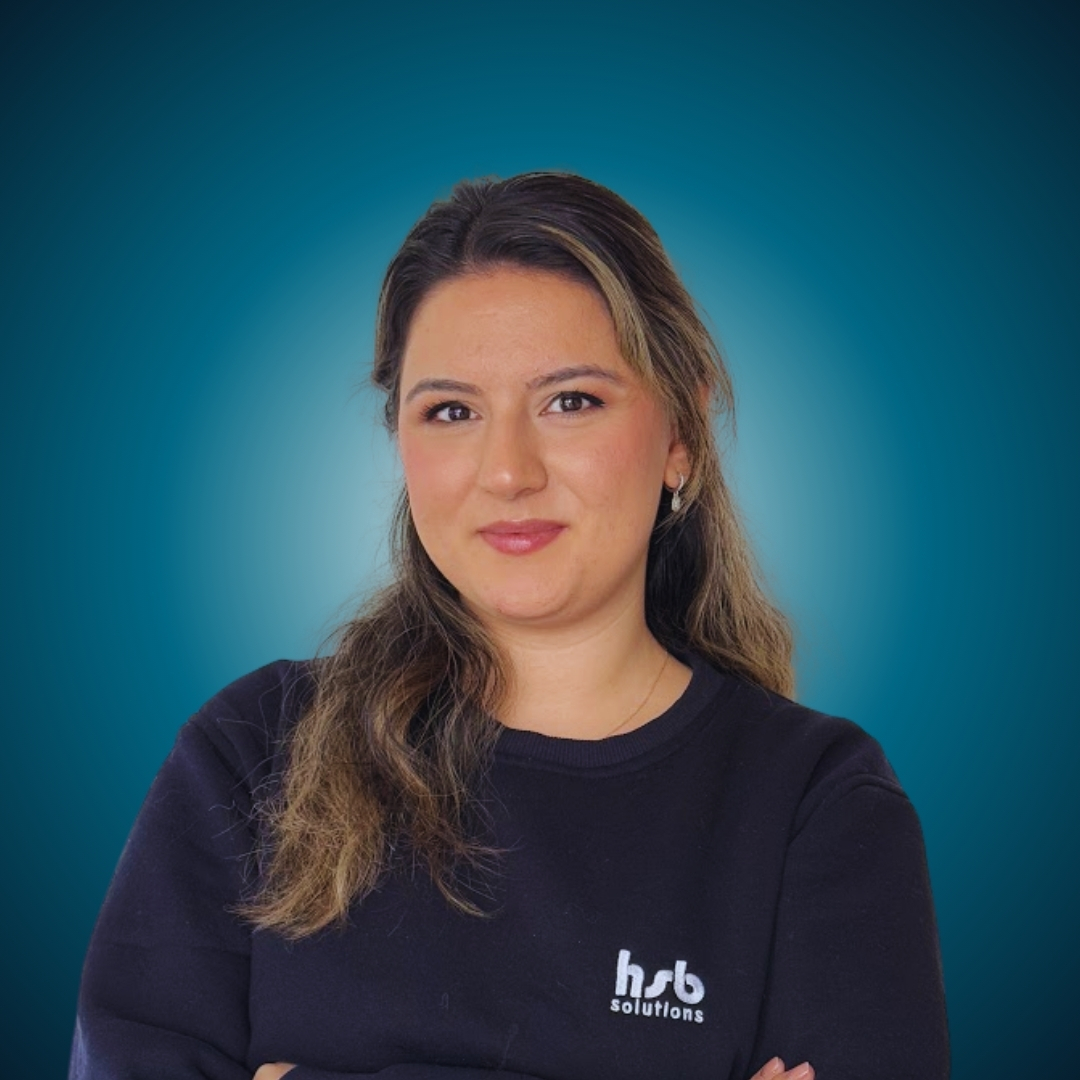 Dilara Aksakboğa - Dark BG (4).jpg