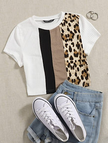 SHEIN Camiseta tejida de canalé de color combinado con estampado de leopardo