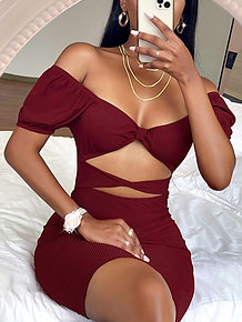 Vestido ajustado con abertura de manga farol