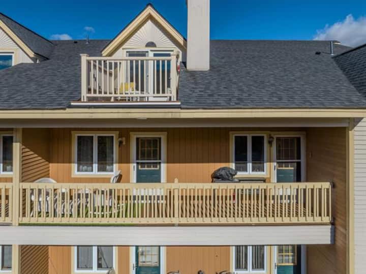 Photo from The Summit Escape Airbnb listing