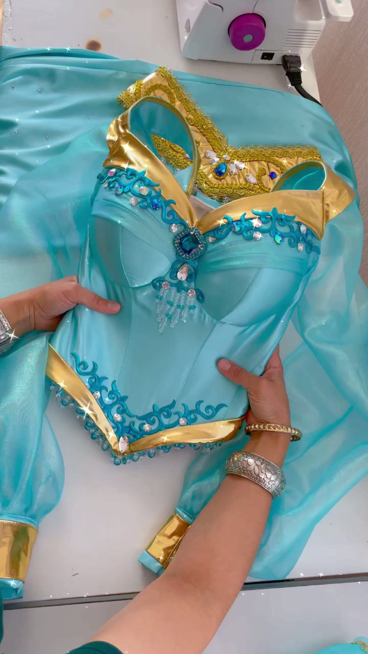 Thumbnail: Princess Jasmine costume with long top