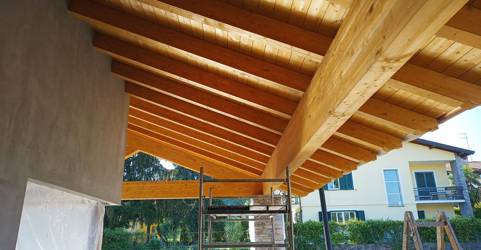 Sottotetto verniciato con trasparente gh.imbianchino.jpg