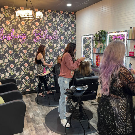 Blushing Blonde: Unleash Your Inner Bombshell in Temecula, California