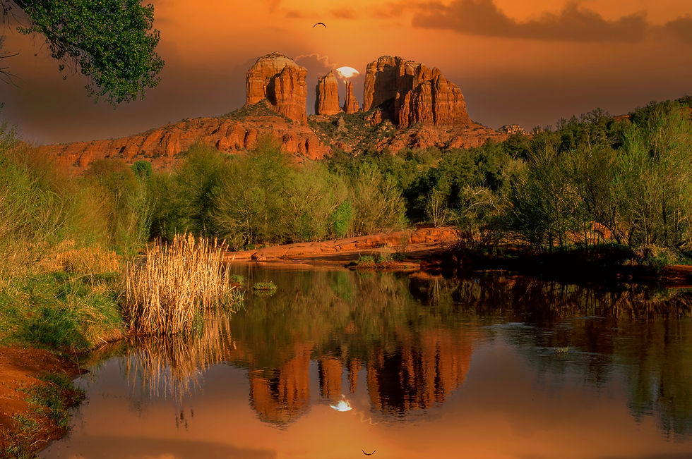 Red Rock Crossing at sunrise, near Sedona, AZ. Cathedral Rock with reflection in Oak Cree