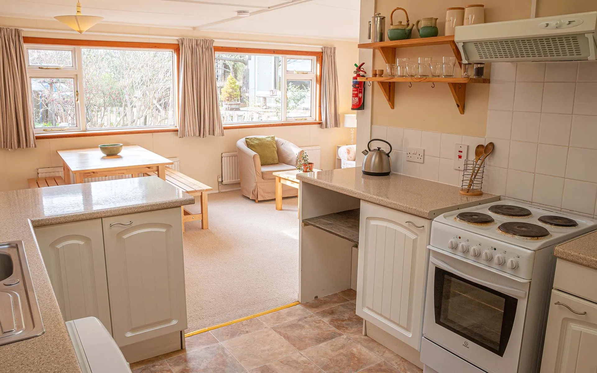 FindhornFoundation-accommodation-dianes-inside-kitchen-living-room
