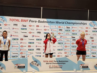Giuliana Poveda se corona como campeona mundial de Para bádminton