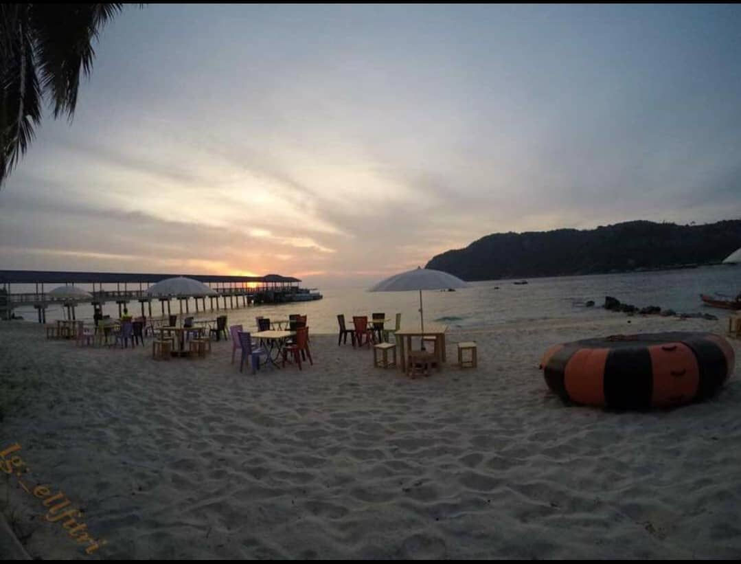 3D2N AUR, HELANG AND DAYANG ISLAND