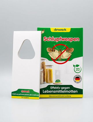 freepik__img1-nur-eine-packung-und-die-karte-zusammen-auf-l__44772.png