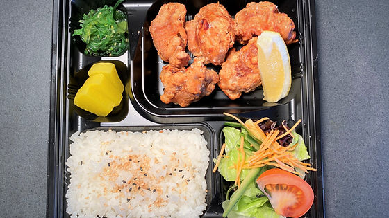★ Small KARAAGE BENTO (Spezielle Angebot)