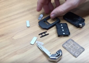 How to Replace a Honda Key Fob Battery and Reassemble It If It Falls Apart