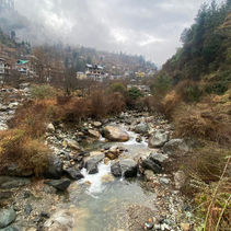 "Exploring the Pristine Beauty of Tirthan River: A Complete Guide for Nature Enthusiasts"