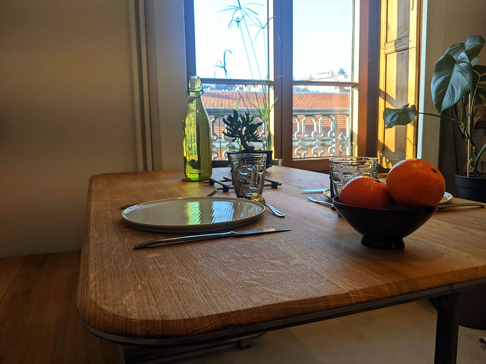 Table à manger style banc d'écolier, sur mesure