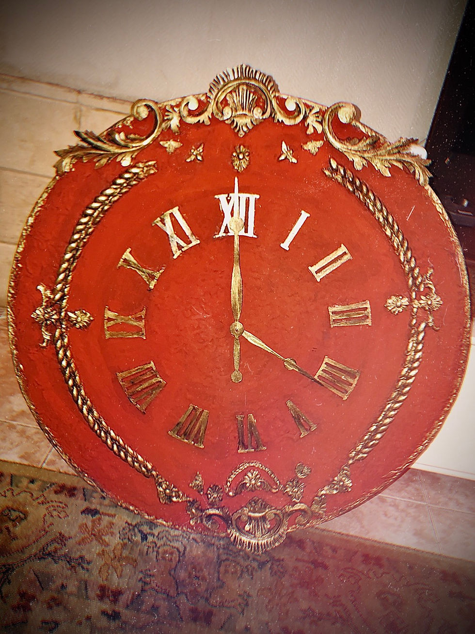 Thumbnail: Handmade wall clock in vintage design