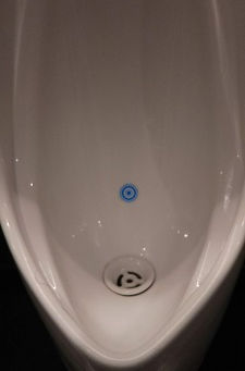 トイレのナッジ / Nudge in toilet