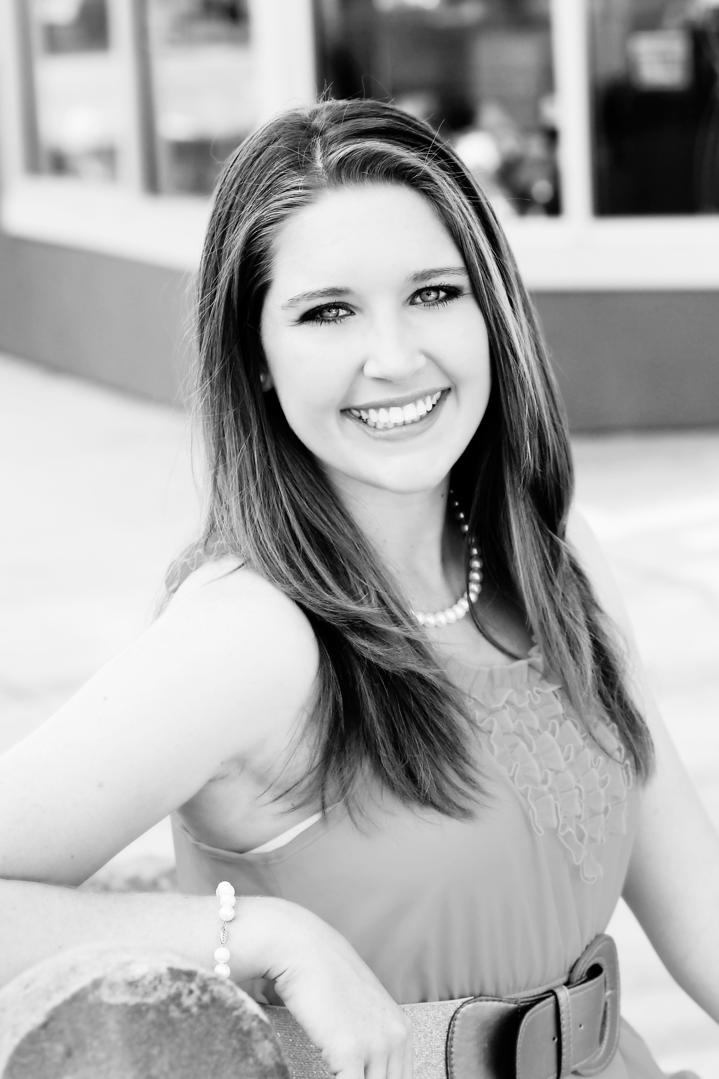 senior girl in city