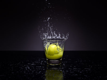 Est-ce une bonne habitude que de laisser nos jeunes "vider les fins de verre" ?