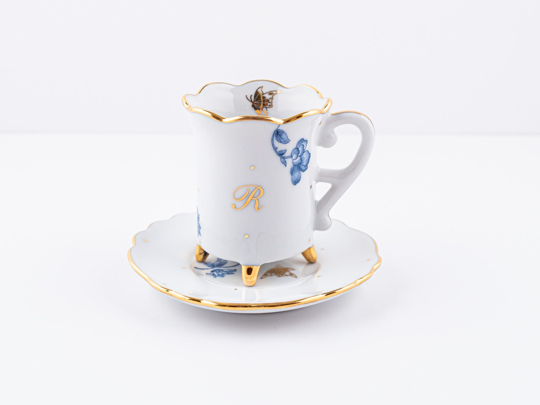 Xícara de Café Pezinho Floral Azul com Inicial