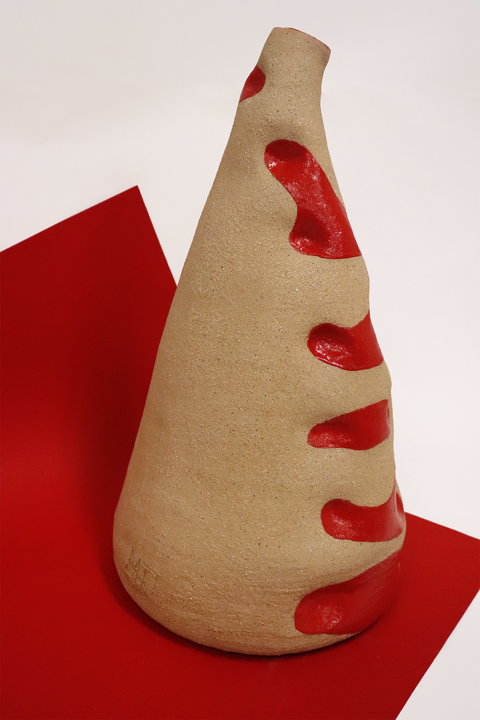 Thumbnail: Bloody bone pile vase