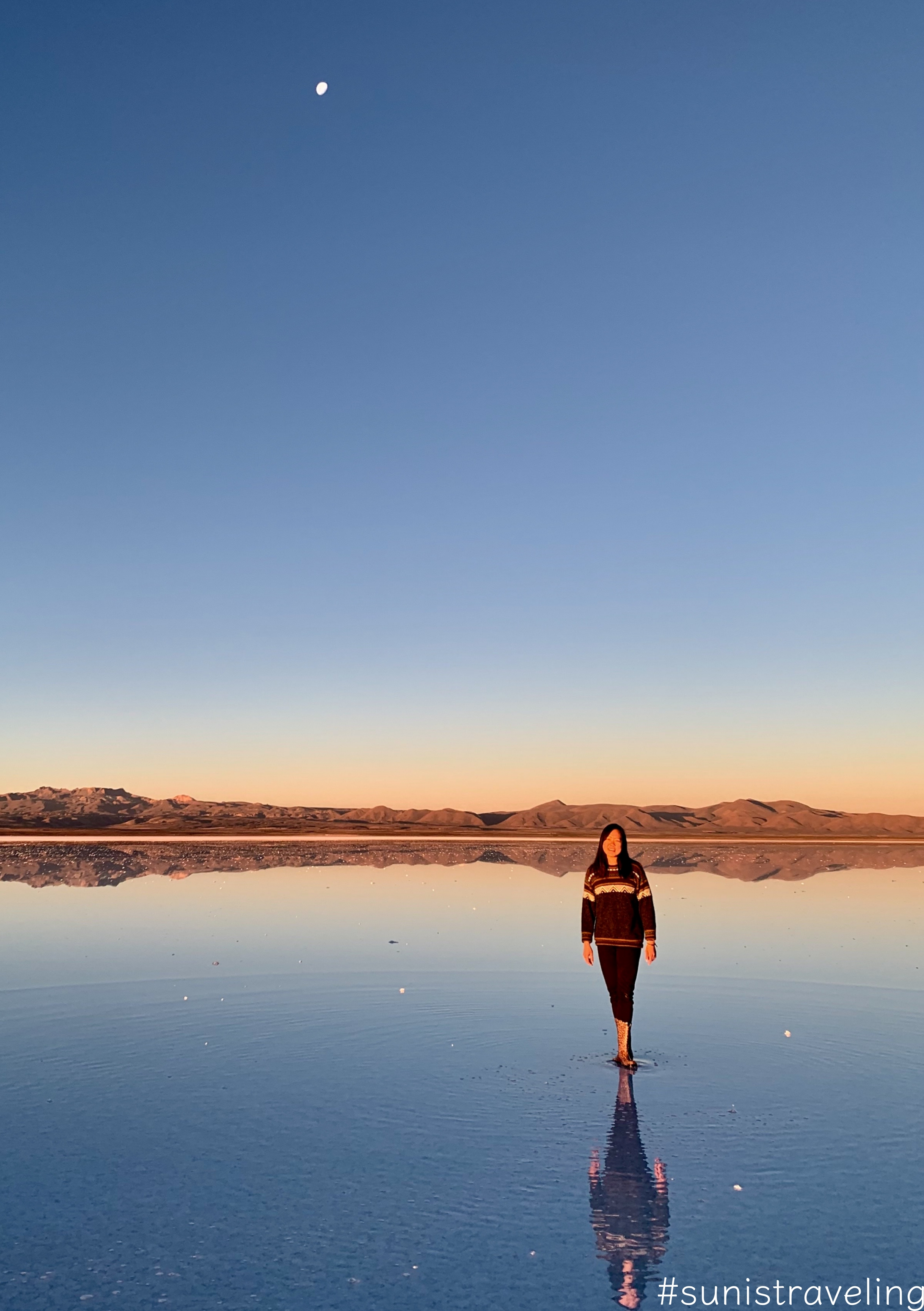 乌尤尼盐湖上的倒影 salar de uyuni