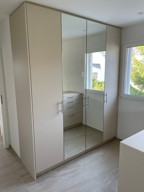 Schlafzimmer Garderobenschrank
