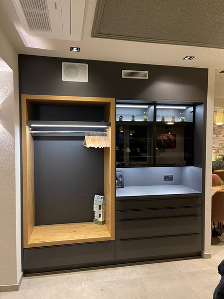 Eingang Garderobenschrank