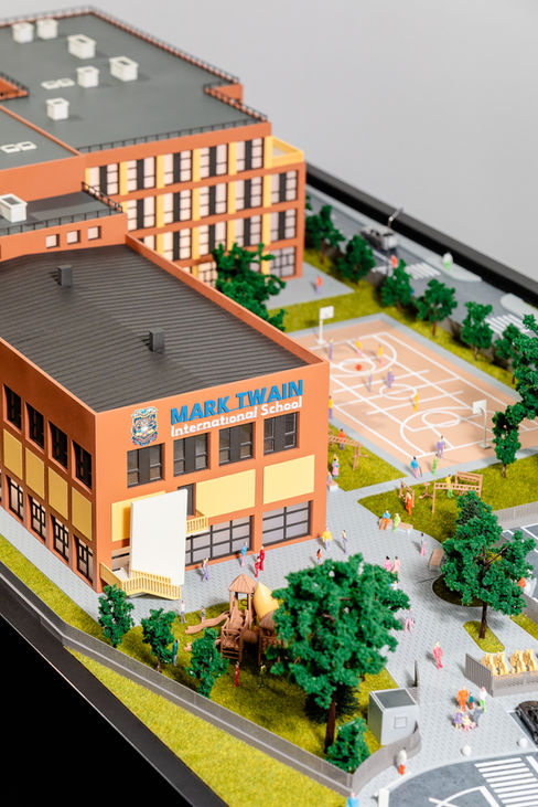 machete-cladiri-cu-scoli-mark-twain-bucuresti