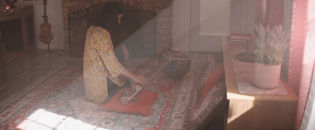 Screenshot 2025-06-17 at 6.42_edited.jpg