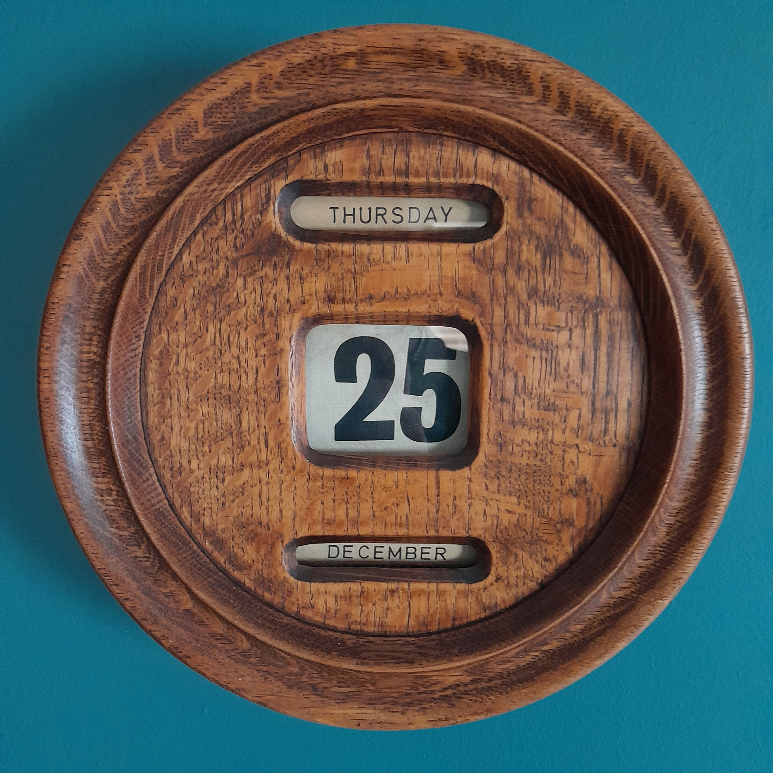 Antique Oak Edwardian Wall Perpetual Calender