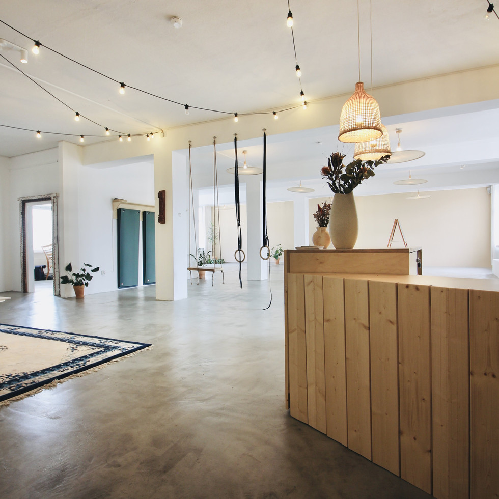 Desgin Yoga Studio in Berlin Tresen