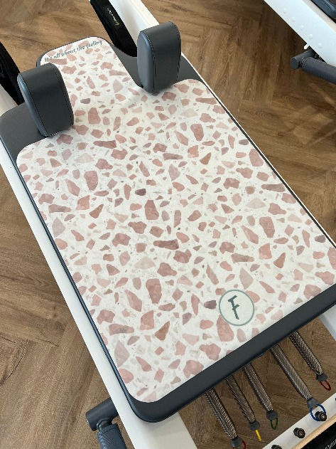 תמונה ממוזערת: TERRAZZO PILTOWEL