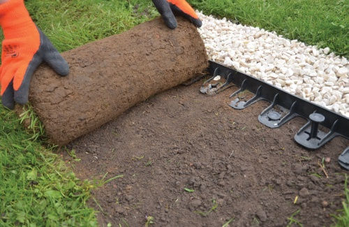 Thumbnail: GeoReef Heavy Duty Flexible Garden Edging Strip - 3.0m: GeoReef 45