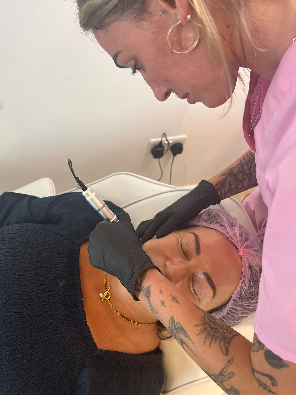 Thumbnail: Microneedling online course (Includes EXOSOMES)