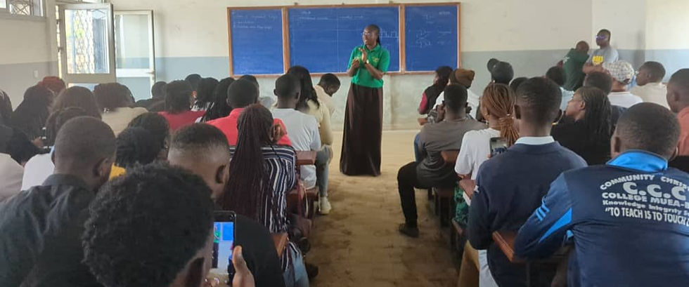 Lum Blessing speaks to FET students