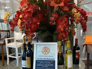 ROTARY CLUB DE NOVA IGUAÇU LESTE ENTREGA CERTIFICADO DE EXCELÊNCIA AO RESTAURANTE LA DOLCE VITA