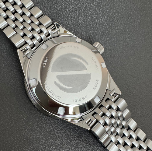 Jota 40 black dial diver bezel | Zoretto Watches