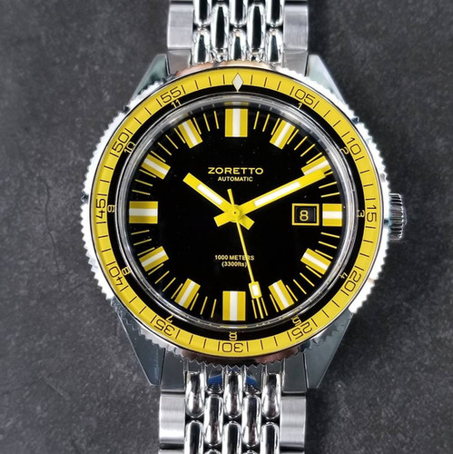 Jota 43 black dial yellow bezel | Zoretto Watches