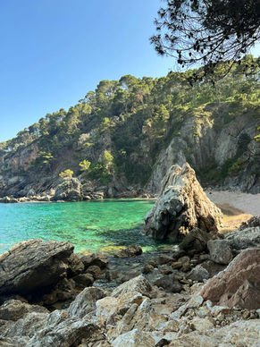 Asol Voyage private transfer to Begur, Costa Brava