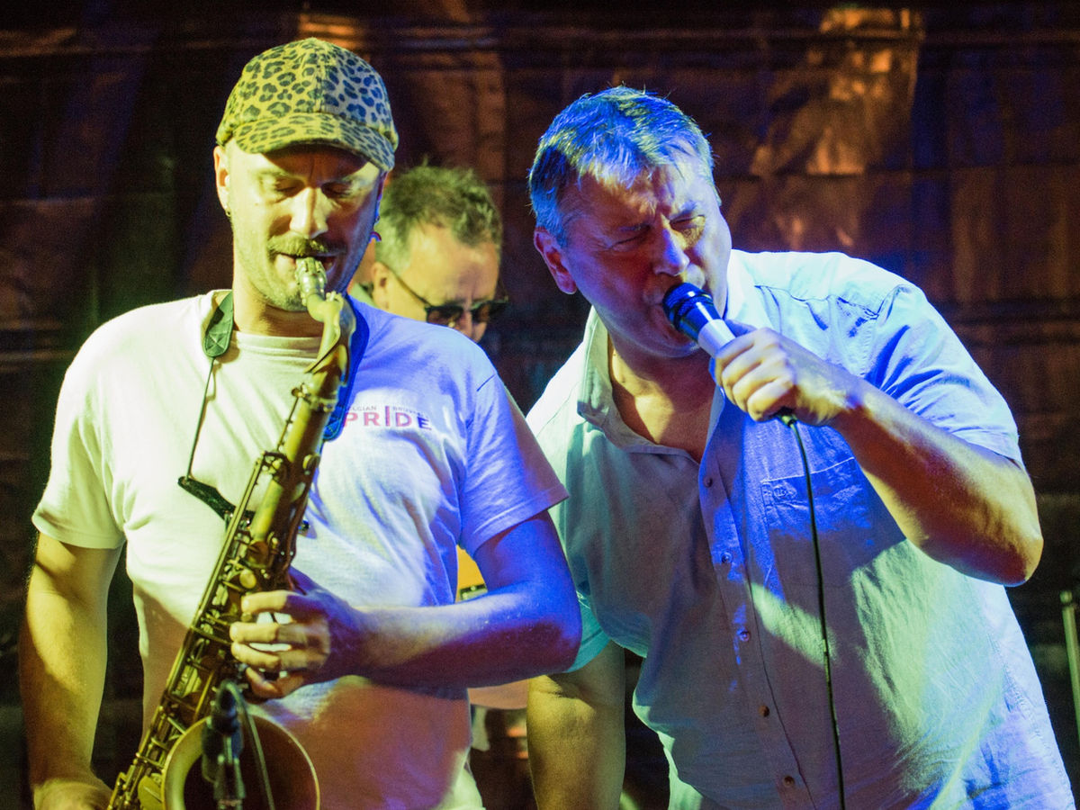 Bluestooth live 77